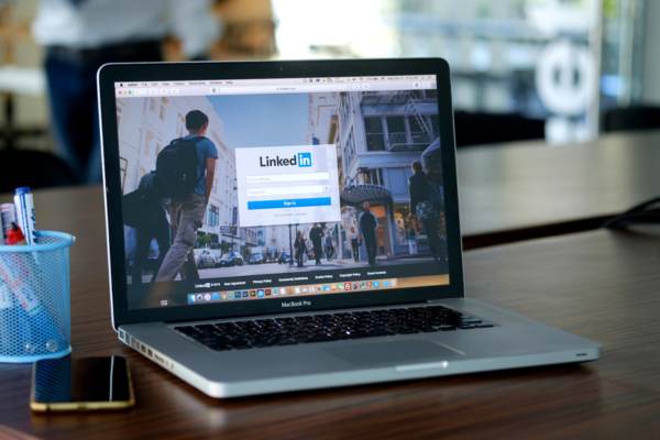 Mejora la empleabilidad en LinkedIn.